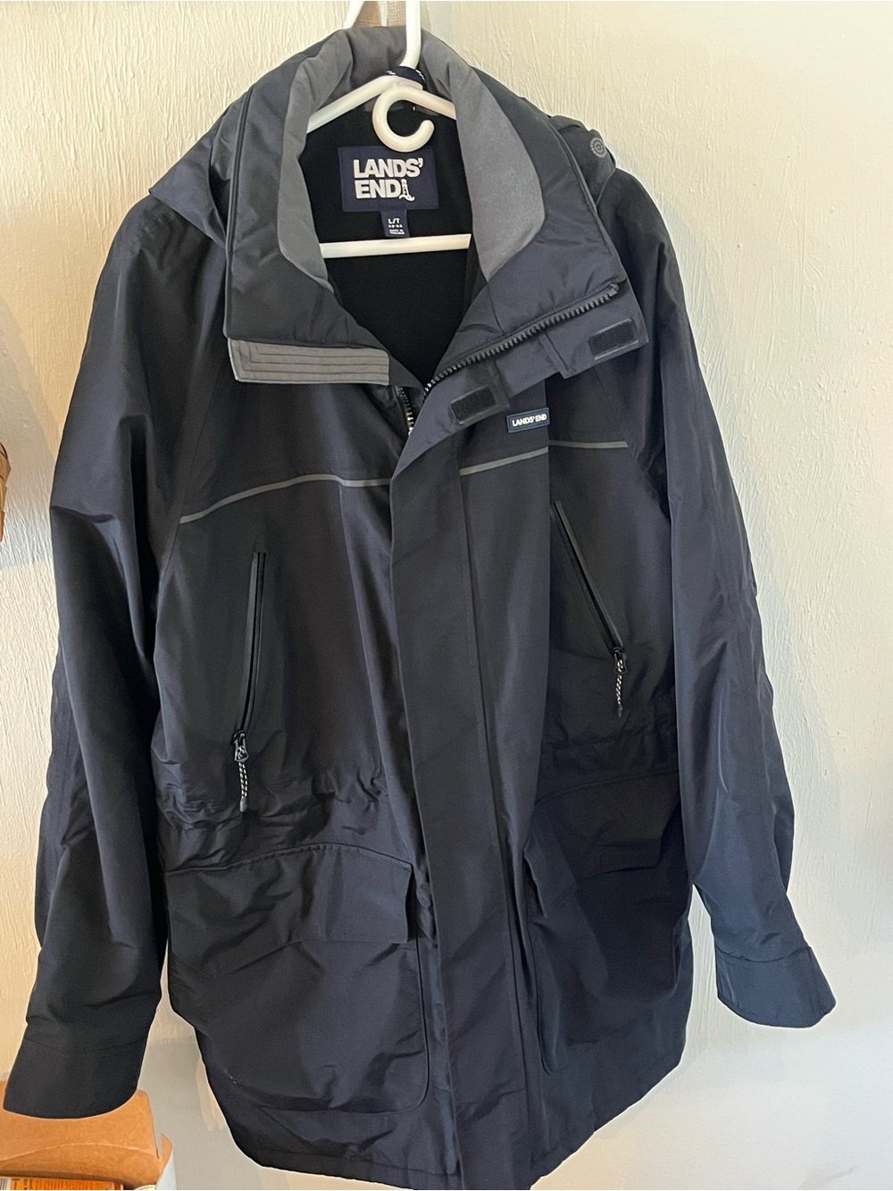 Lands' End Men's Black and Gray Raincoat